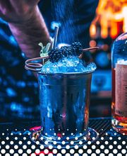 UNDECIDED Bar Bild 1