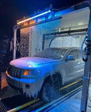 Thoroughbred Express Auto Wash image 3