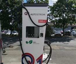 Q1 Autostrom Ladestation Bild 1