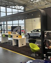 Renault Maintenon - Car Lovers image 3