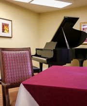 Villa Valencia Healthcare Center image 8