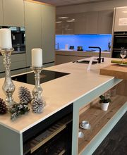 Sanitas Troesch Fischer Küchen & Haushaltgeräte, Küchenausstellung Luzern Bild 1