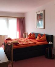 Doppelzimmer mit Balkon