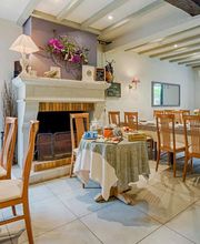 L'Auberge image 9