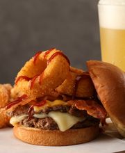 Hickory Tavern image 16