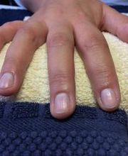 Nagelstudio Farbenfroh Bild 1