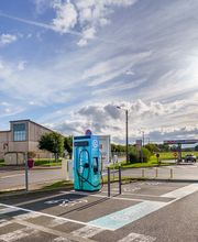 EVzen Station de recharge Genelard Bi1