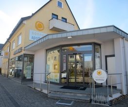 Aussenansicht der Sonnen-Apotheke