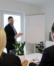 Finanzberatung Schmitt GmbH Bild 11