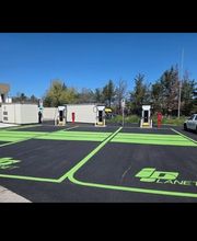 IPLANET Ricarica in sicurezza in modalità ultra fast per tutti i veicoli elettrici.