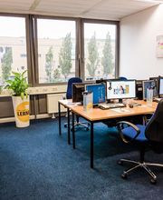 Schulungsraum mit PC-Arbeitsplätzen