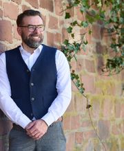 Rechtsanwalt Tim Renker - Anwalt für Beamtenrecht und Disziplinarrecht in Frankfurt