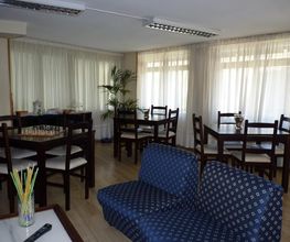 HOTEL1.jpg