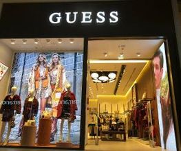 GUESS immagine 8