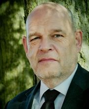 Curt Debus Trauerredner Bild 2