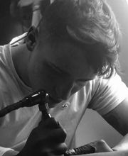 FiftyTwo Ink TattooArtGallery Bild 2