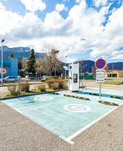 EVzen station de recharge Norauto Saint Egrève