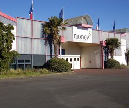 Monev image 10