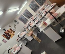 Kosmetikschule/Ausbildungszentrum Petervari Bild 13