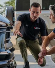 Crash Champions LUXE | EV Certified Repair Lakewood Ranch image 5
