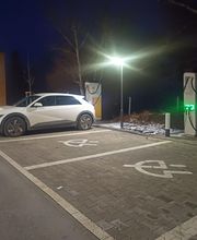 Shell Recharge Charging Station Bild 3