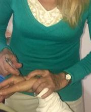 mittels Akupressur Energieblockaden lösen lassen