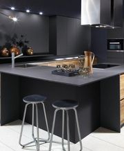 Holding Goigoux image 16