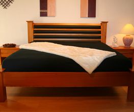 Bettanlage Modell Bergamo Maserbuche 200x210 cm - Kopie.JPG