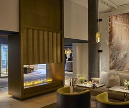 Mandarin Lounge