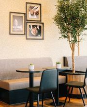 Junge Die Bäckerei. Bild 7