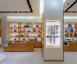 Louis Vuitton Genova immagine 6