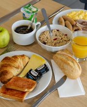 B&B HOTEL Saint-Quentin image 3