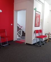 Berlin-Zehlendorf Eingang & Wartebereich