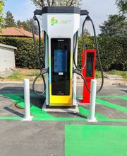 IPLANET Ricarica in sicurezza in modalità ultra fast per tutti i veicoli elettrici.