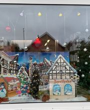Aussenansicht der Apotheke am Bergmann