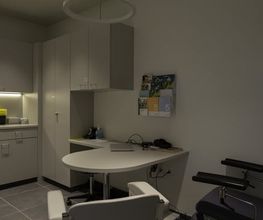 salle-de-service-pharmacie-amavita-place-claparède