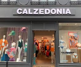 Calzedonia image 1