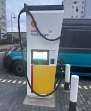 Shell Recharge Charging Station Bild 1