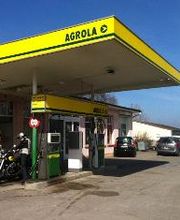 AGROLA Tankstelle in Avenches; station-service AGROLA à Avenches; couvert; überdacht; zwei Tanksäulen 