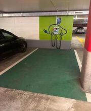 Shell Recharge Charging Station Bild 1