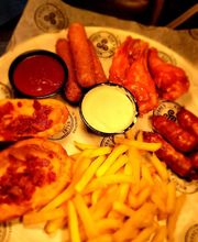 Mickey Byrne's Irish Pub & Restaurant image 18