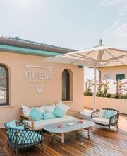 GUESS Terrazza immagine 6