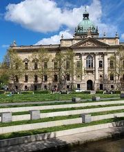B+B Parkhaus Bild 4