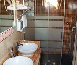 hostal-restaurante-prado-banos-03.jpg