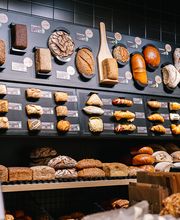 Junge Die Bäckerei. Bild 14