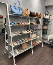 Rive Gauche Chaussures & Accessoires SA Bild 4