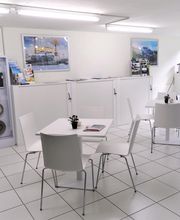 VM-Cars GmbH
Suabru-Ausstellung, Peugeot-Ausstellung