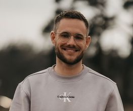 portraitSq