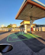 IPLANET Ricarica in sicurezza in modalità ultra fast per tutti i veicoli elettrici.