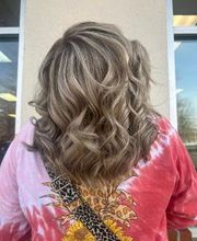 Fantastic Sams Cut & Color image 17